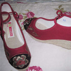 Mudan Peony Embroidery Wedge Heel Shoes (violet red)